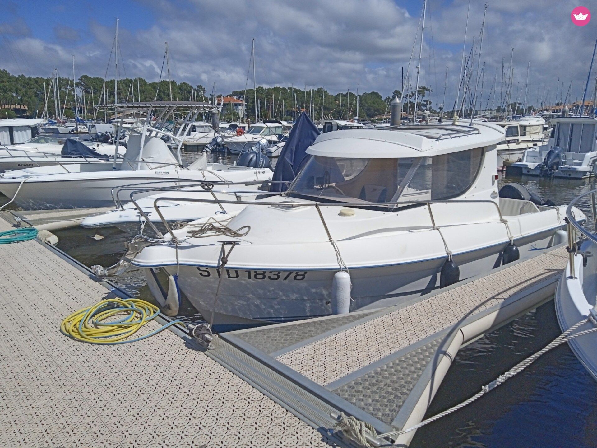 BATEAU CAPBRETON location à la journée ou demi journée (pour 6 personnes)