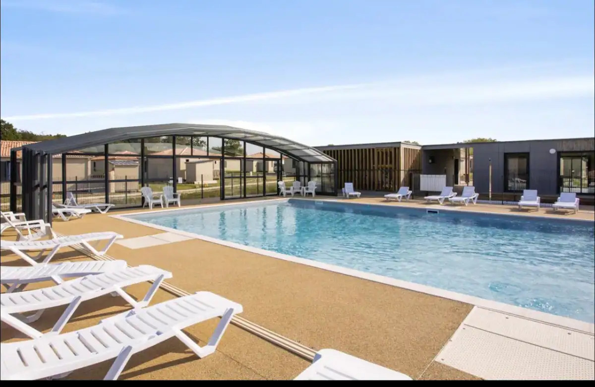 COTTAGE COSY SAUBRIGUES PISCINE SPA (pour 7 pers)